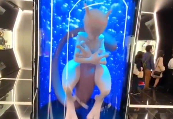 Ahora hay un Mewtwo gigante en Tokio