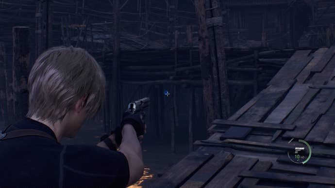 El medallón azul debajo del muelle de Resident Evil 4.