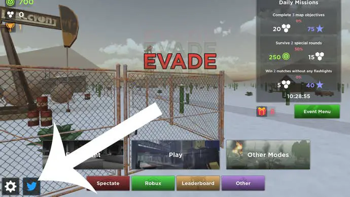 La pantalla del menú de apertura del juego Evade de Roblox que muestra el botón que debes presionar para canjear el código resaltado con una flecha blanca